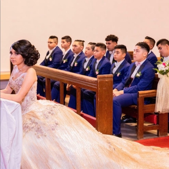 Quinceañera Dress - Picture 7 of 8